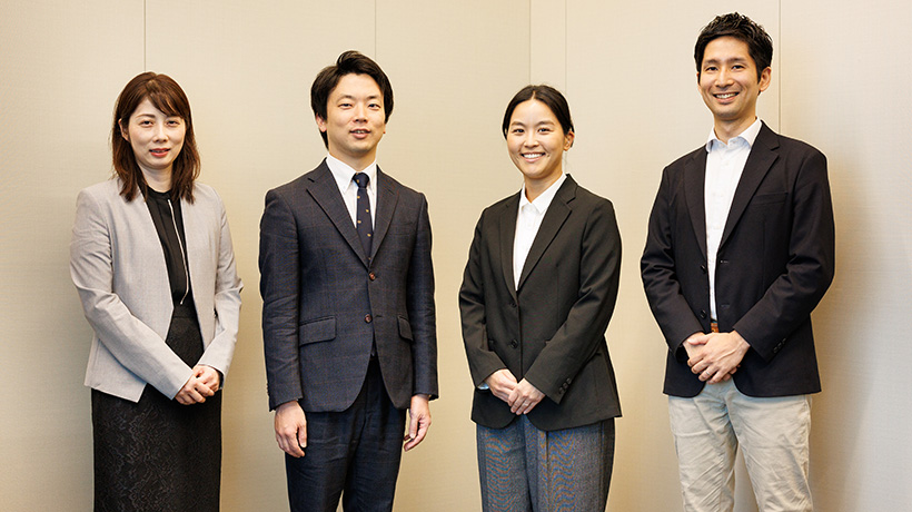 多様な社員が自分らしく働ける職場へ
～当社の「DEI」を体現する4人の社員に聞く～